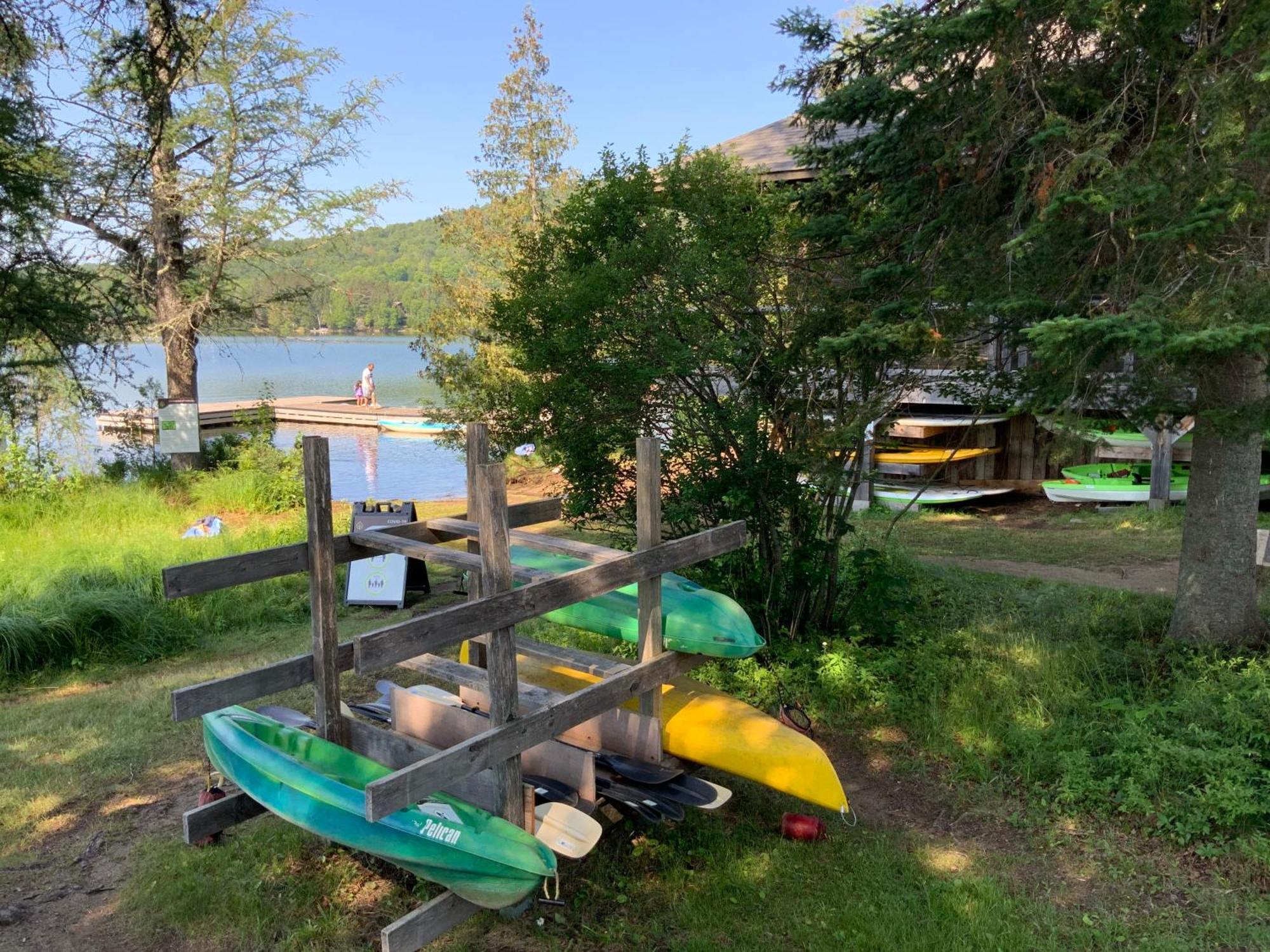 Lakefront Mountain View - Resort Loft Lac-Superieur Exteriör bild