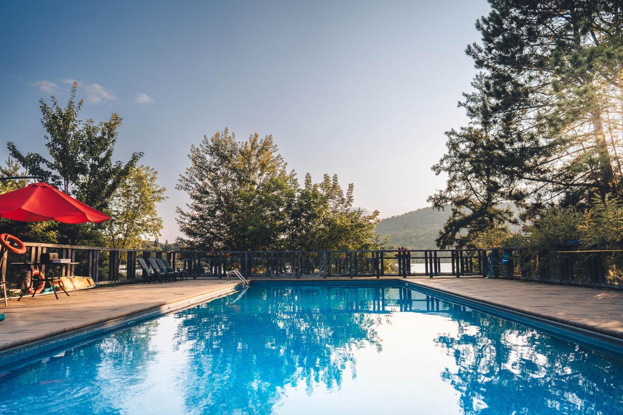 Lakefront Mountain View - Resort Loft Lac-Superieur Exteriör bild